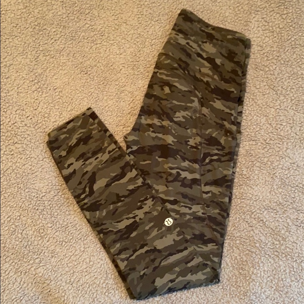 LULULEMON LEGGINGS